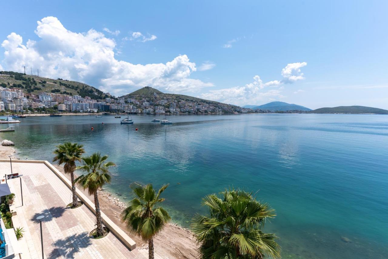 Titania Hotel Sarandë Exterior foto